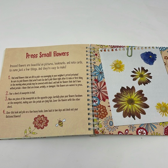 3/$15 AMERICAN GIRL: The Cutest Nature Book Ever! - Picture 6 of 6